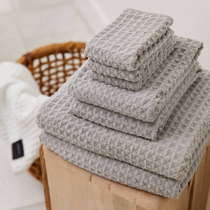 Why Geometry Towels Are a Must-Have for Minnesota Homes