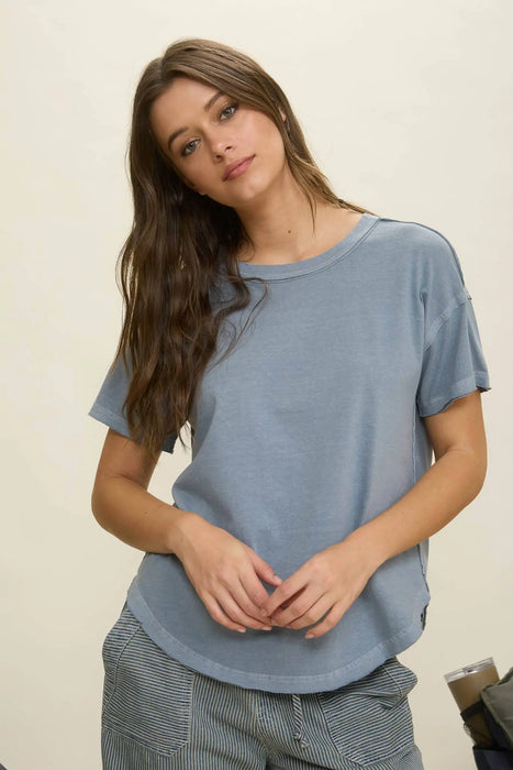 Everyday casual cotton shirt exposed seam detail front view
