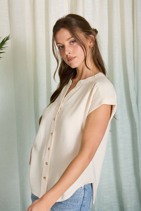 CUFFED SLEEVE BUTTON DOWN LIGHTWEIGHT TOP