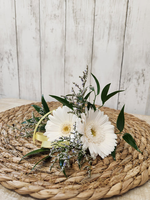 Fresh flower corsage and/or boutonniere option 9