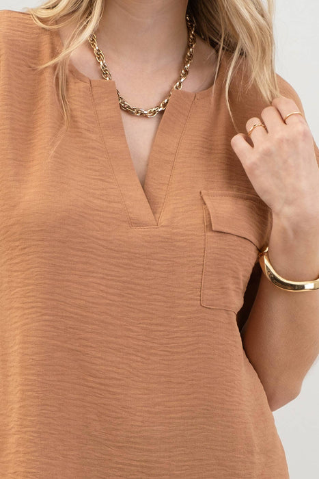 SPLIT NECK BACK BUTTON SHORT FOLD SLEEVE TOP