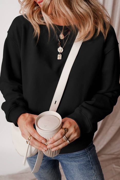 Midwest-inspired cozy fashion – fleece-lined terry sweatshirt