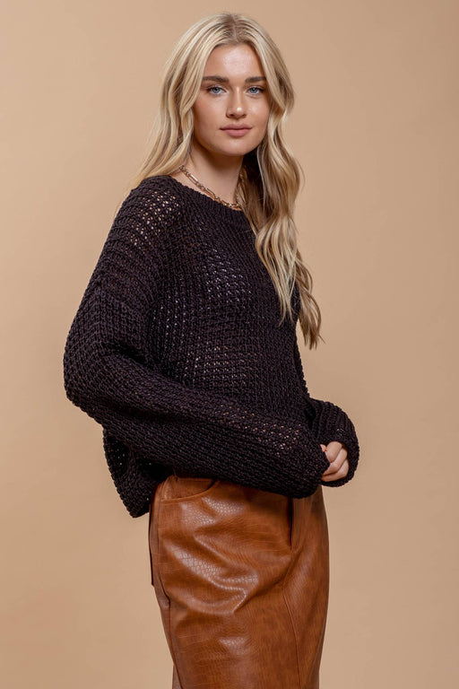 Lightweight open-knit sweater with crew neck