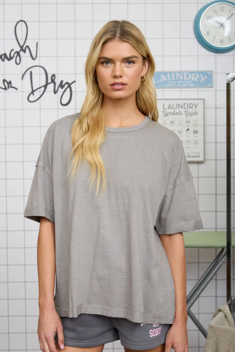 WASHED EXPOSED SEAM RELAXED KNIT T-SHIRT