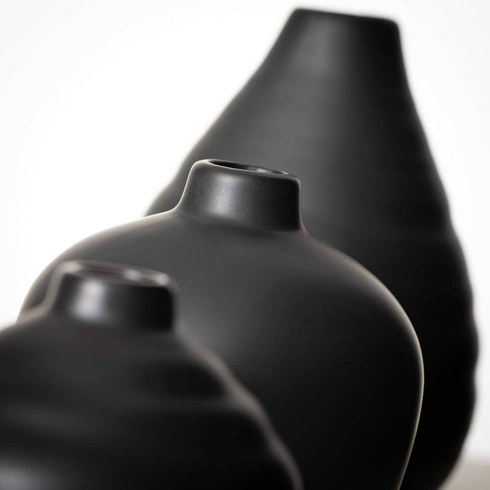 Ebony Black Compact Vase Set