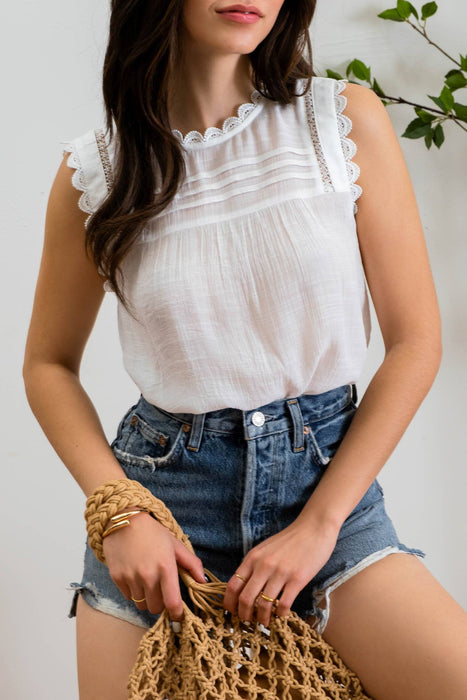 SLEEVELESS LACE EDGE WOVEN TOP: LIGHT FUCHSIA