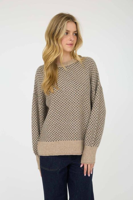 Trendy round neck knit pullover in recycled wool blend – Heartland Store MN