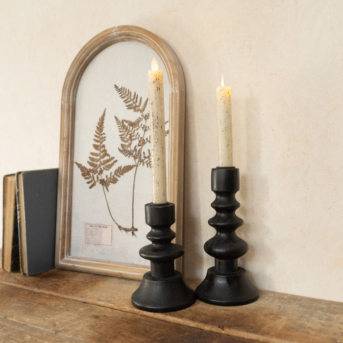 BLACK SPINDLE CANDLE HOLDER