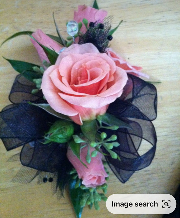 Fresh flower corsage and/or boutonniere option 6