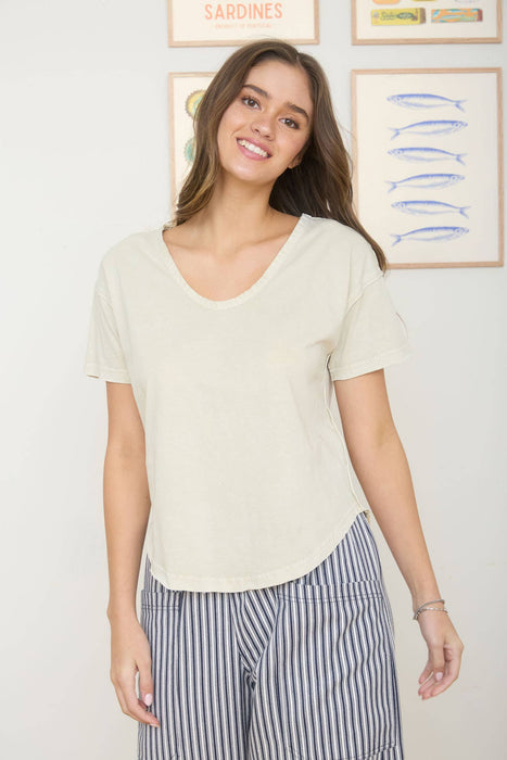 WASHED SCOOP NECK RAW EDGE SHORT SLEEVE KNIT TOP