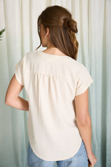 CUFFED SLEEVE BUTTON DOWN LIGHTWEIGHT TOP