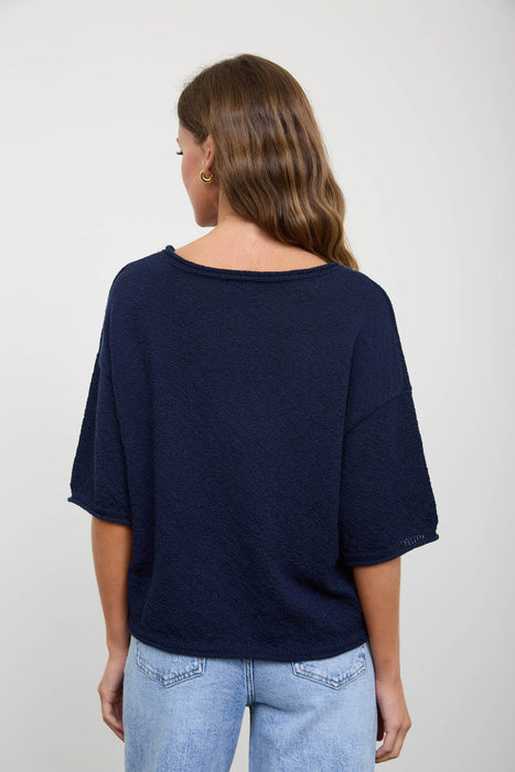 RAW EDGE BOXY SHORT SLEEVE KNIT SWEATER
