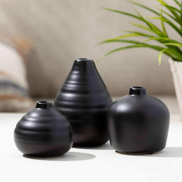 Ebony Black Compact Vase Set