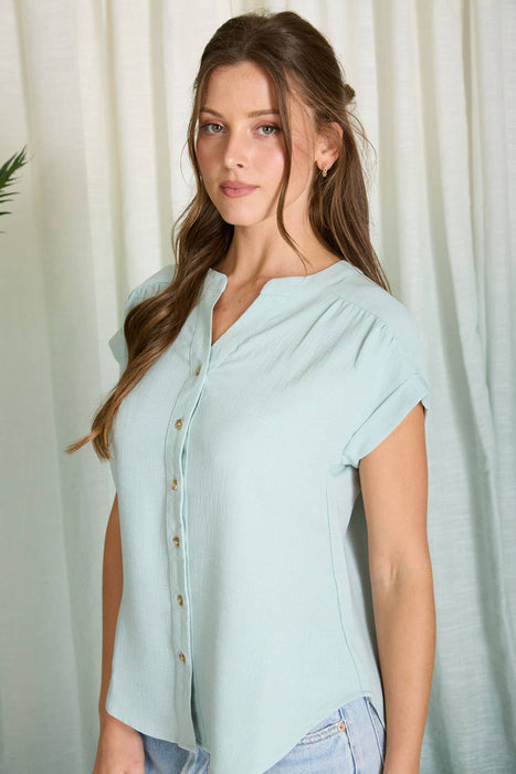 CUFFED SLEEVE BUTTON DOWN LIGHTWEIGHT TOP
