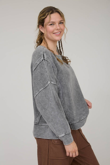 Regular & Plus Sizes Blu Pepper Women’s Sweatshirt Exposed Seam Side Slit Knit Top – Washed Casual Long Sleeved