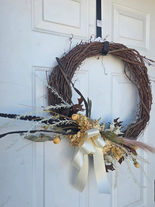 Fall Wreath – Handcrafted Autumn Home Decor