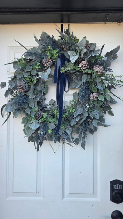 Outdoor UV-protected eucalyptus wreath – handmade in Lewiston MN