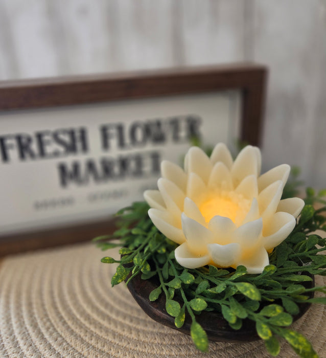 Ivory Flameless Flower Candle with 6 hour timer